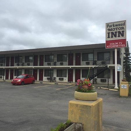 Parkwood Motor Inn Sundre Kültér fotó