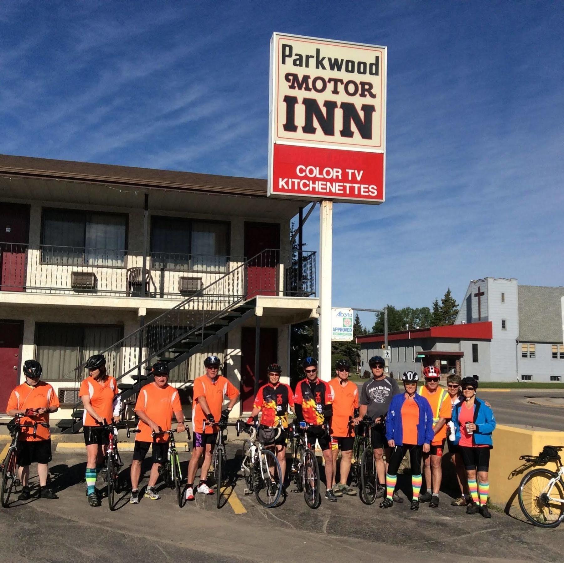 Parkwood Motor Inn Sundre Kültér fotó
